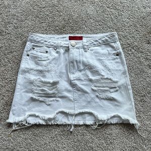 Signature8 White Denim distressed skirt size Small